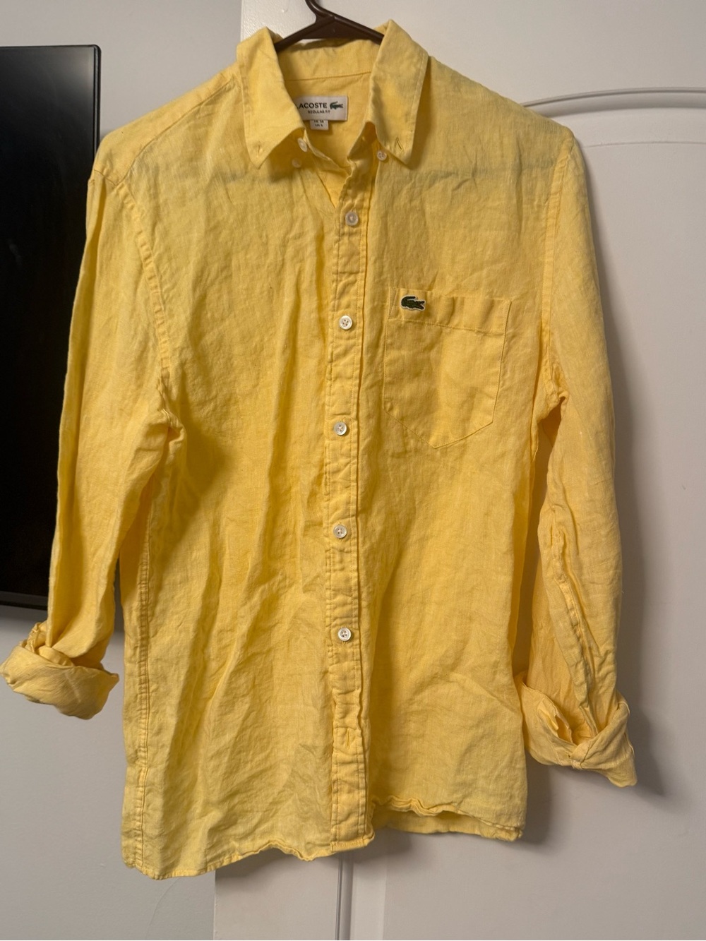 Lacoste Men's Yellow Long-Sleeve Button-Up Shirt linen